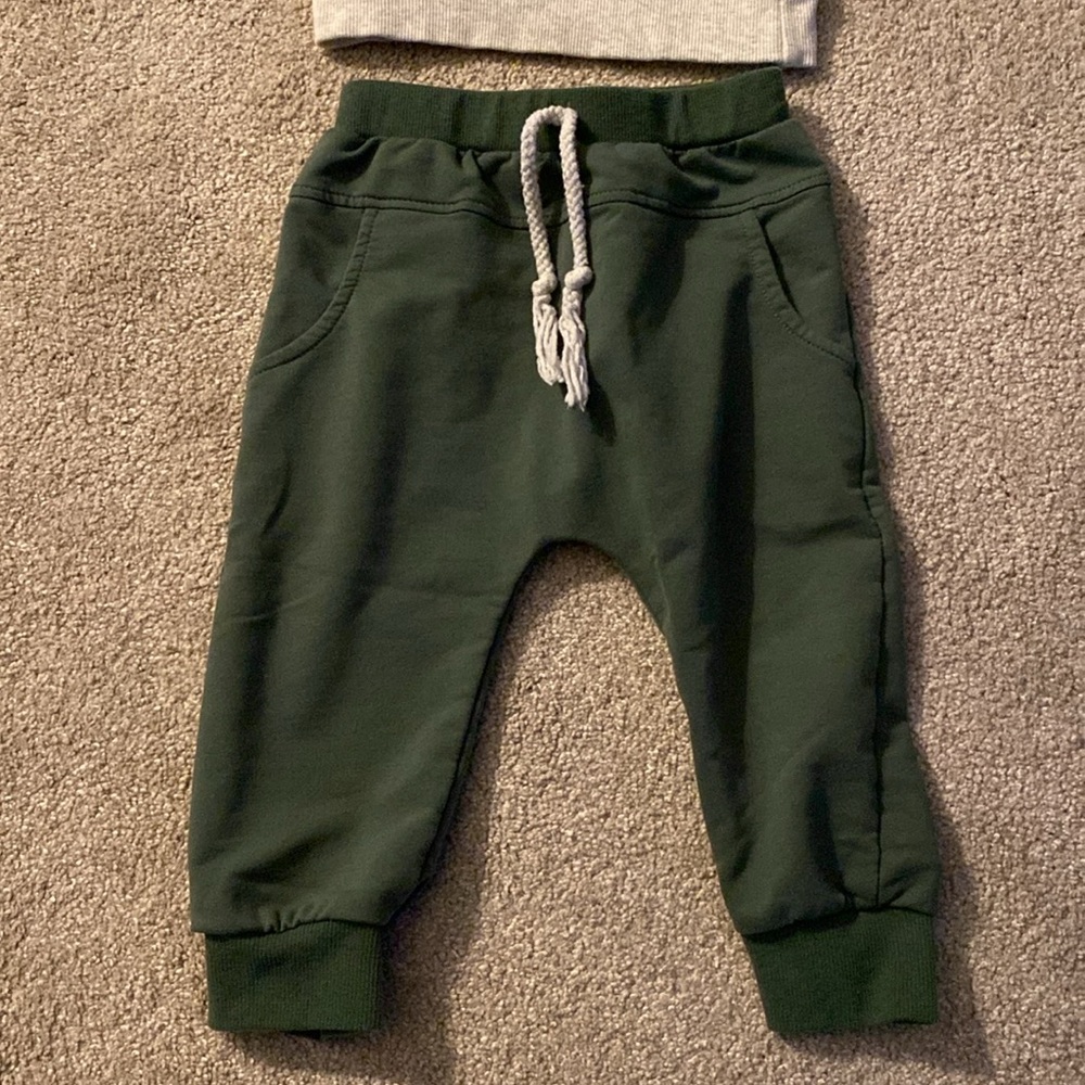 Sundays Are For The Birds Eagles 18-24 Months Sweatshirt & Sweatpants Outfit - Picture 5 of 7